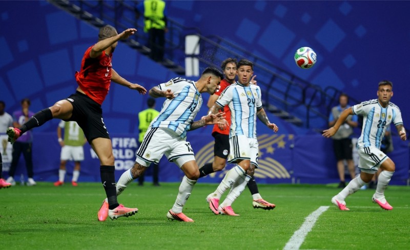 Argentina được đánh giá nhỉnh hơn Thụy Sĩ